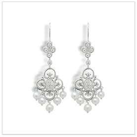 Gredel a Freshwater Pearl and Diamond Earing