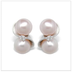 Alena a Freshwater Cultured Pearl Earring
