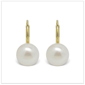 Fresh Studs a Freshwater Pearl Earring