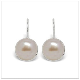 Fresh Stud a Freshwater Pearl Earring