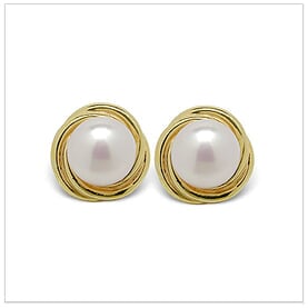 Fresh Spiral a Freshwater Cultured Pearl Earring