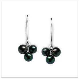 Black Pearl Earring Sweet Berry Japanese Akoya Cultured