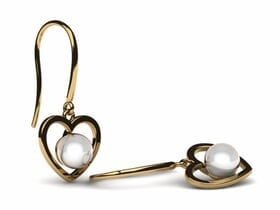 Pearl Heart Earring