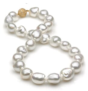 14.3 x 16.5mm White South Sea Baroque Necklace
