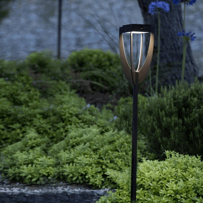 Les Jardins Tulip Solar Landscape Torch