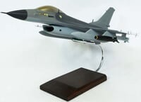 F-16C Falcon USAF Model Airplane F-16C Falcon USAF Model Airplane