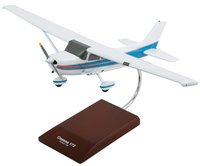 Cessna 172 Skyhawk Model Airplane