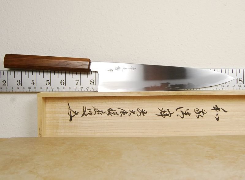 https://images.yswcdn.com/-6709878151531560371-ql-85/800/600/aah/chefknivestogo/konosuke-fujiyama-white-1-gyuto-240mm-74.png