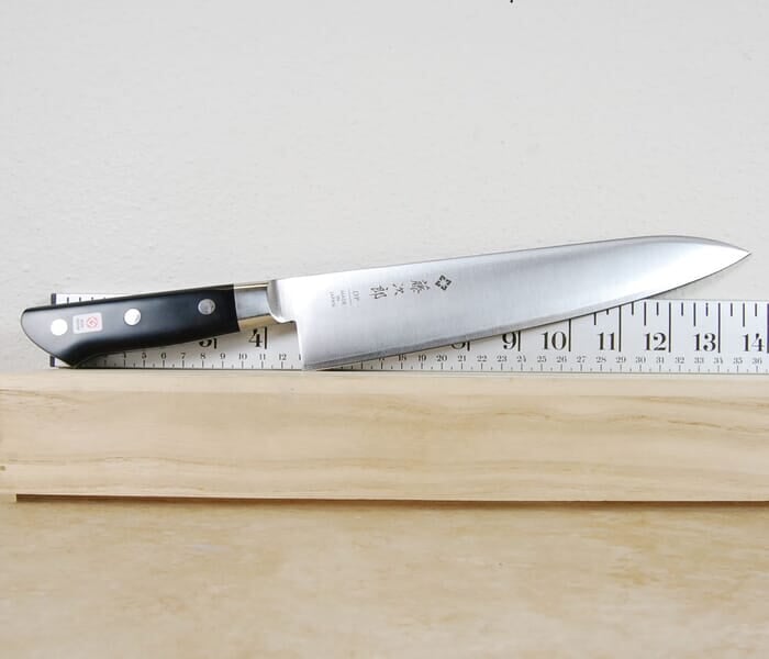 Tojiro DP Gyuto 240mm