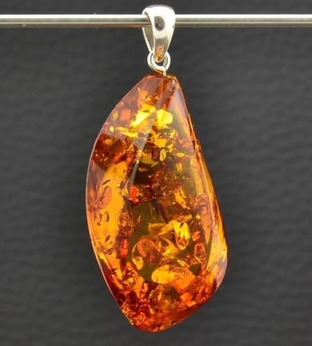 Baltic Amber Pendant [Unique Amber Pendants Shop].