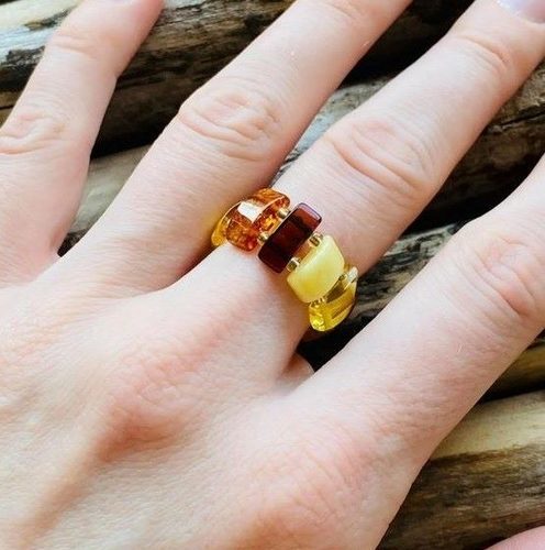 Amber Healing Stretch Ring - SOLD OUT