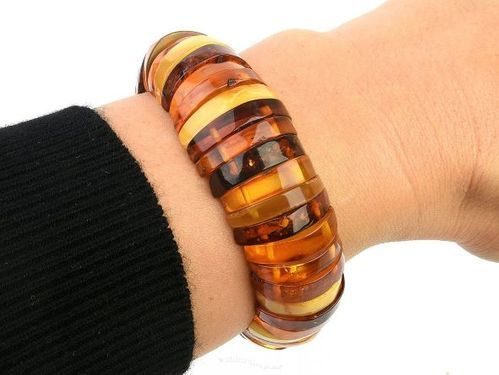 Moon Amber Bracelet Made of Moon Shape Multicolor Amber Pieces 