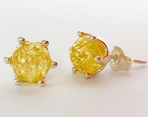 Amber Stud Earrings Made of Golden Baltic Amber 