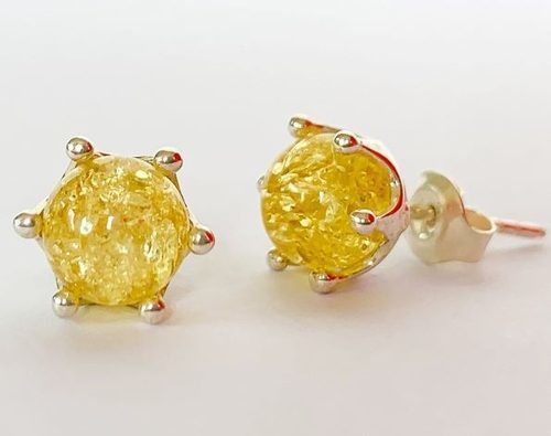 Amber Stud Earrings Made of Golden Baltic Amber 