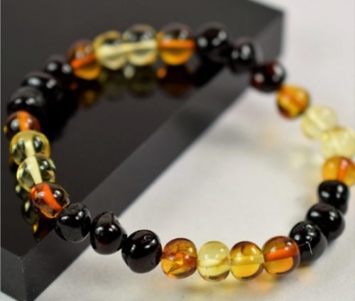 Amber Healing Bracelet Made of Precious Baltic Amber