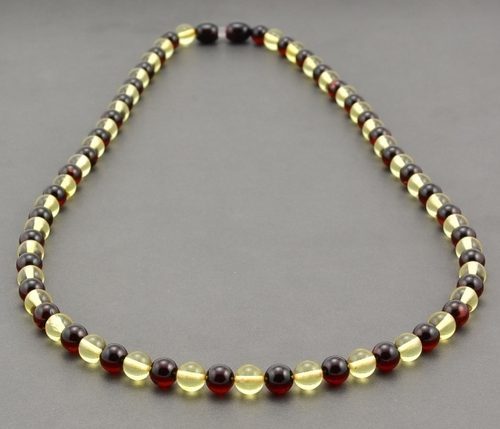 Men's Amber Necklace Made of Lemon and Black Amber