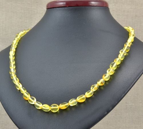 Amber Necklace Made of Healing Precious Baltic Amber 