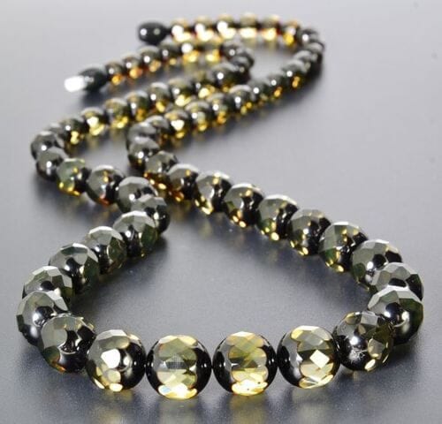 SPARKLING Amber Necklace Made of Faceted Amber 