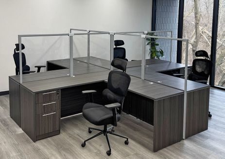 12' x 12' x 5'H 4-Person Cubicle with Clear Acrylic Dividers