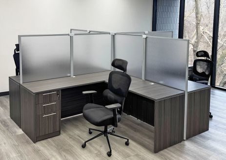 12' x 12' x 5'H 4-Person Cubicle with Frosted Acrylic Dividers