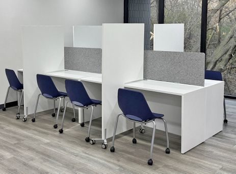 12 x 4 White 8-Person Cluster Workstation with Mobile Dividers and Tackable Privacy Panels