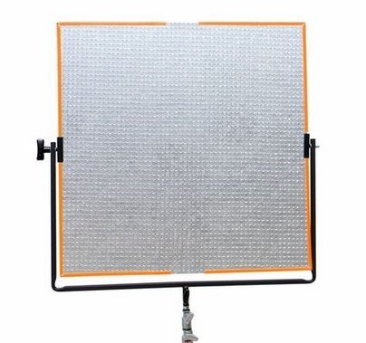 Matthews Expendable Reflector Matthboard 40x40 in. Fill